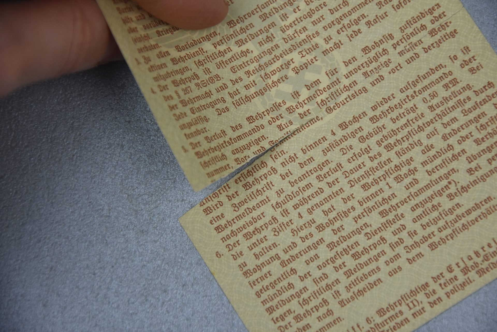 Wehrpass luftwaffe mechanic joined army (Heer) black wound badge for grenade splinter in Russia and close combat calender — image 12