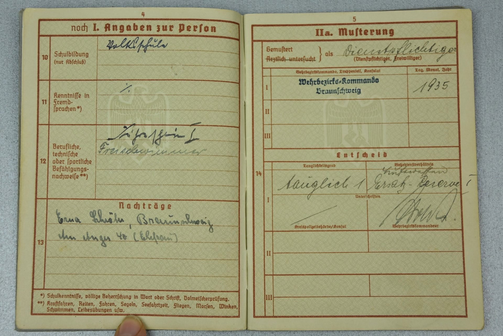 Wehrpass luftwaffe mechanic joined army (Heer) black wound badge for grenade splinter in Russia and close combat calender — image 16