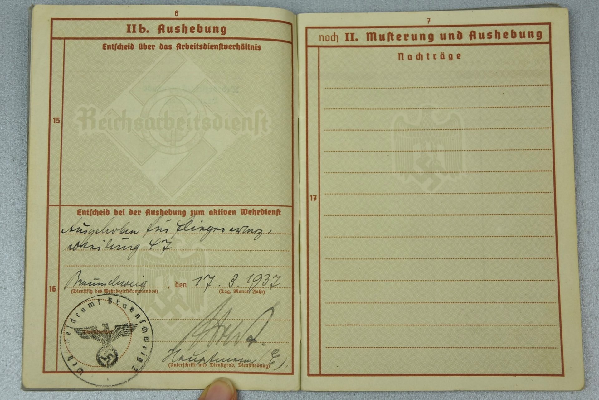 Wehrpass luftwaffe mechanic joined army (Heer) black wound badge for grenade splinter in Russia and close combat calender — image 17