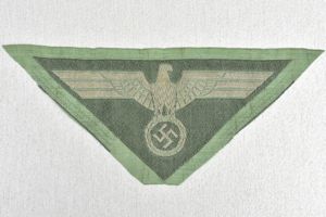 M44 army (Heer) 'BeVo' breast eagle