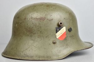 M17 army (Heer) double decal steel helmet ca.1940