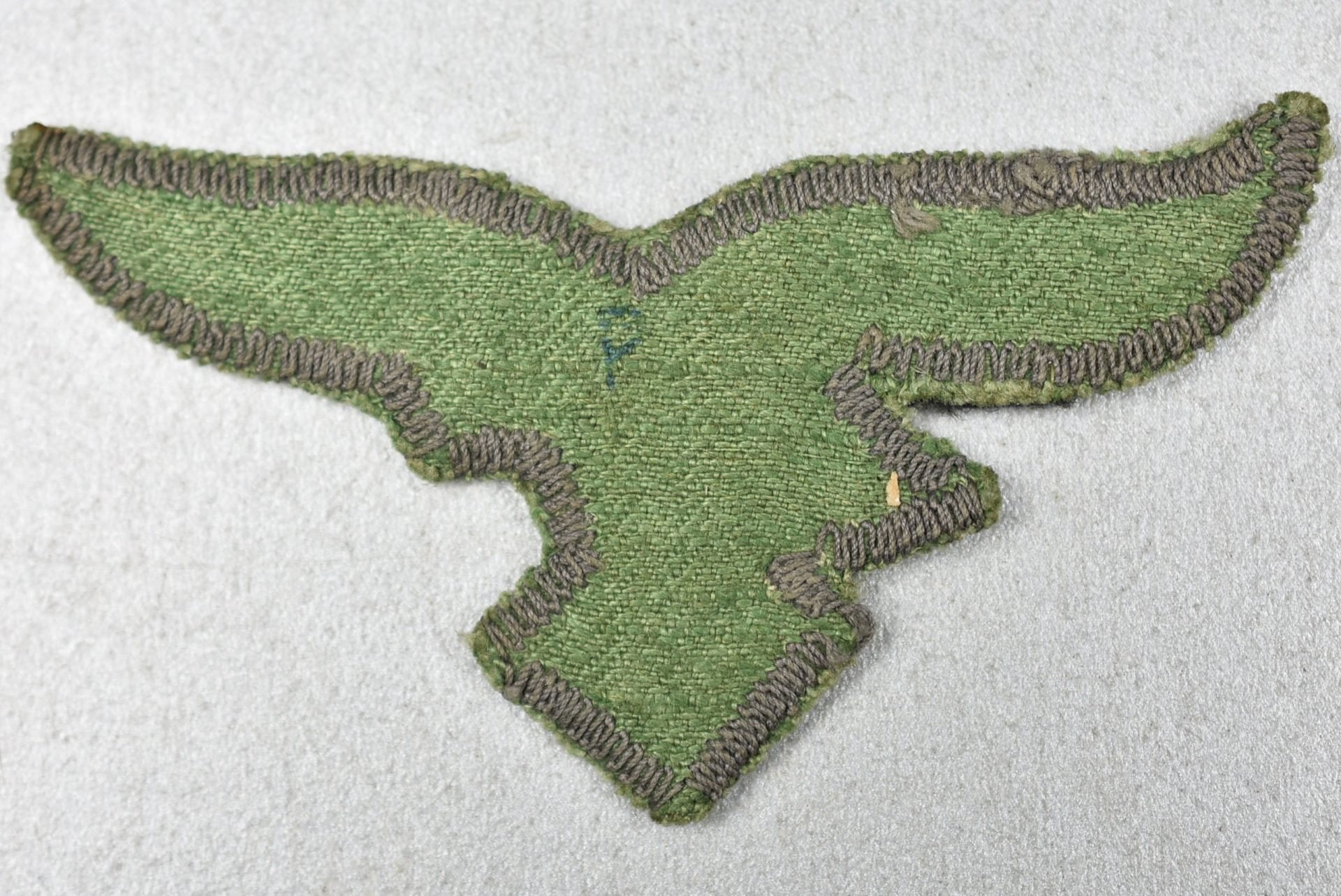 Cut-off Luftwaffe breast eagle from splittertarn field division smock — image 2