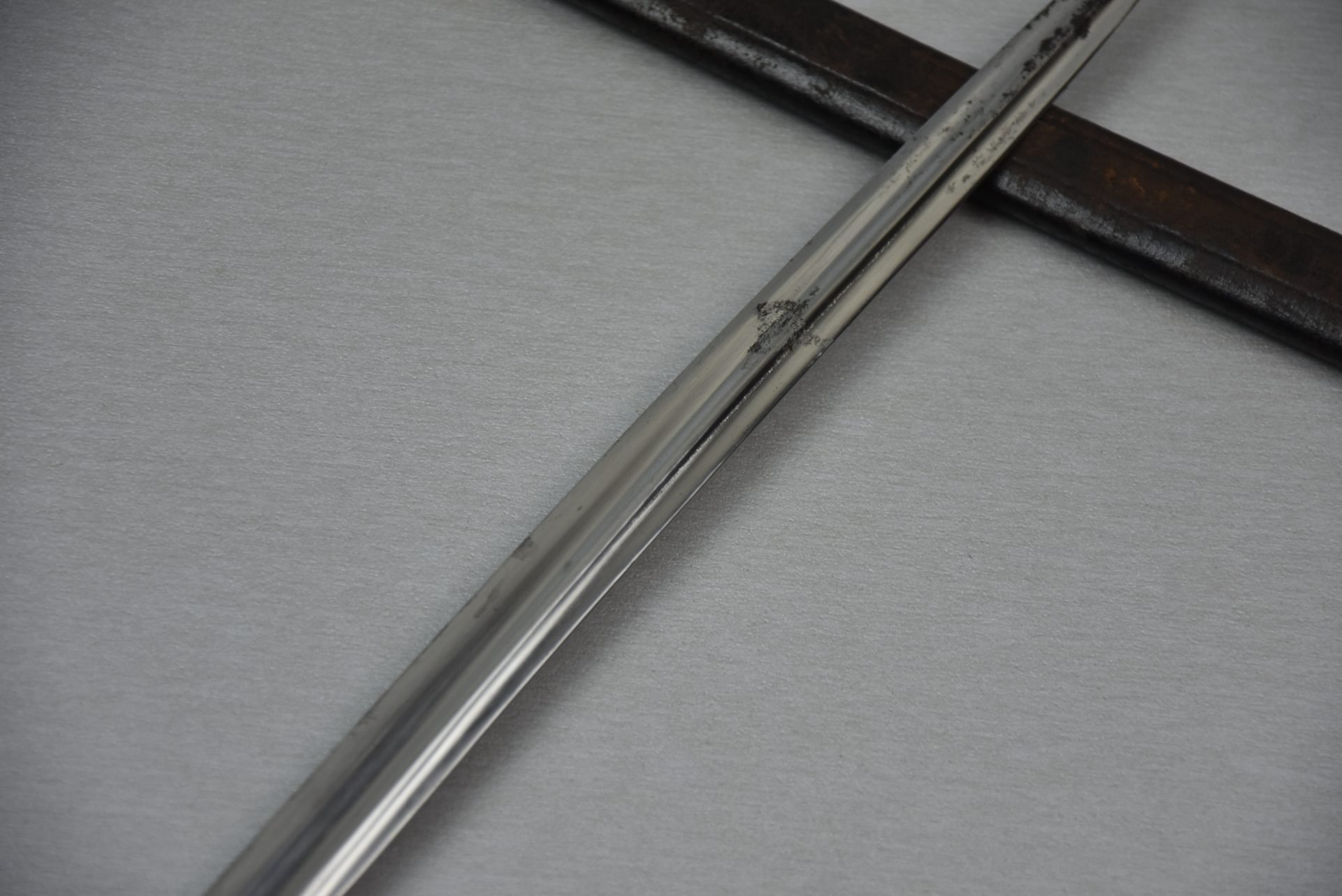 Kriegsmarine officer saber by Eickhorn — image 32