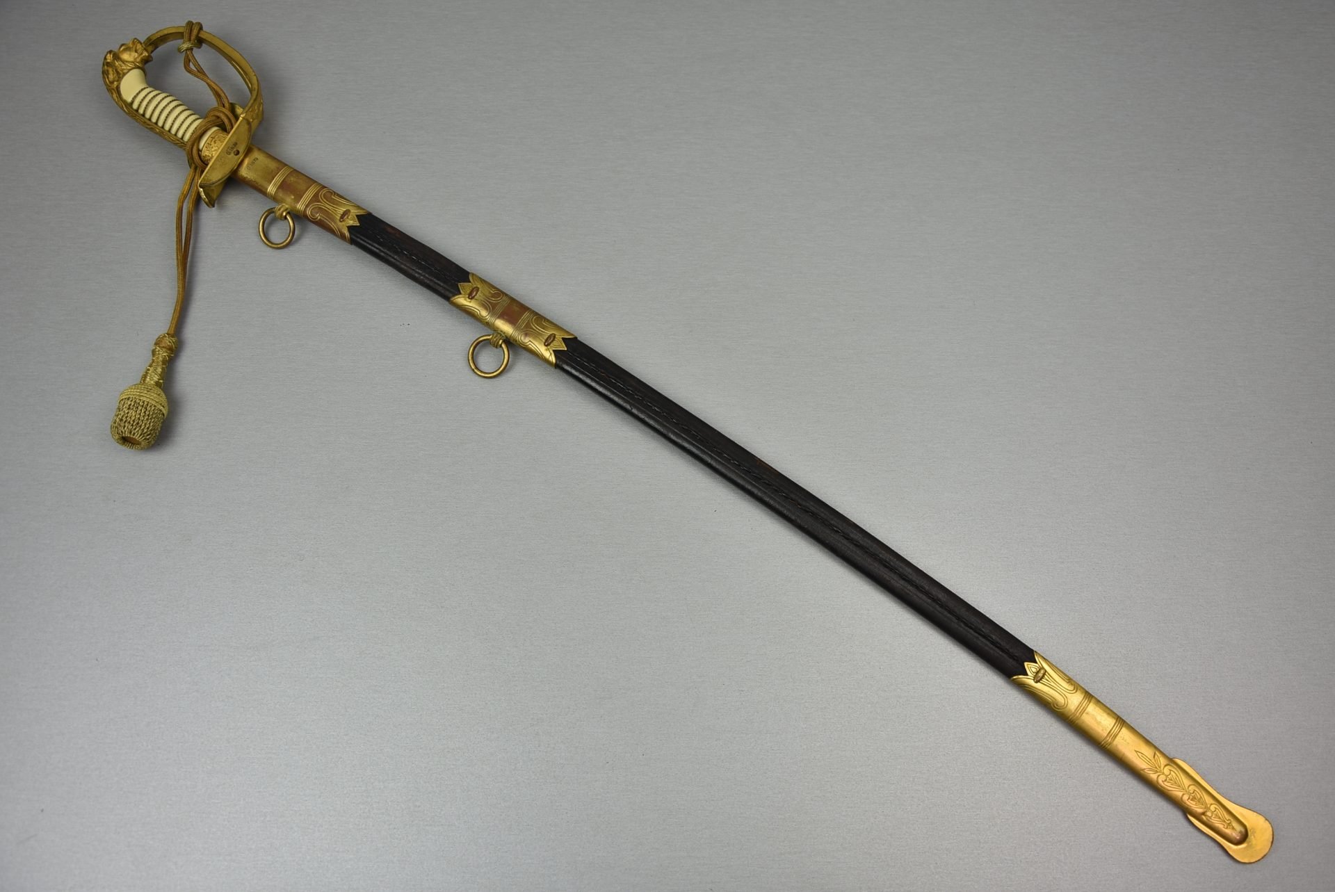 Kriegsmarine officer saber by Eickhorn — image 8
