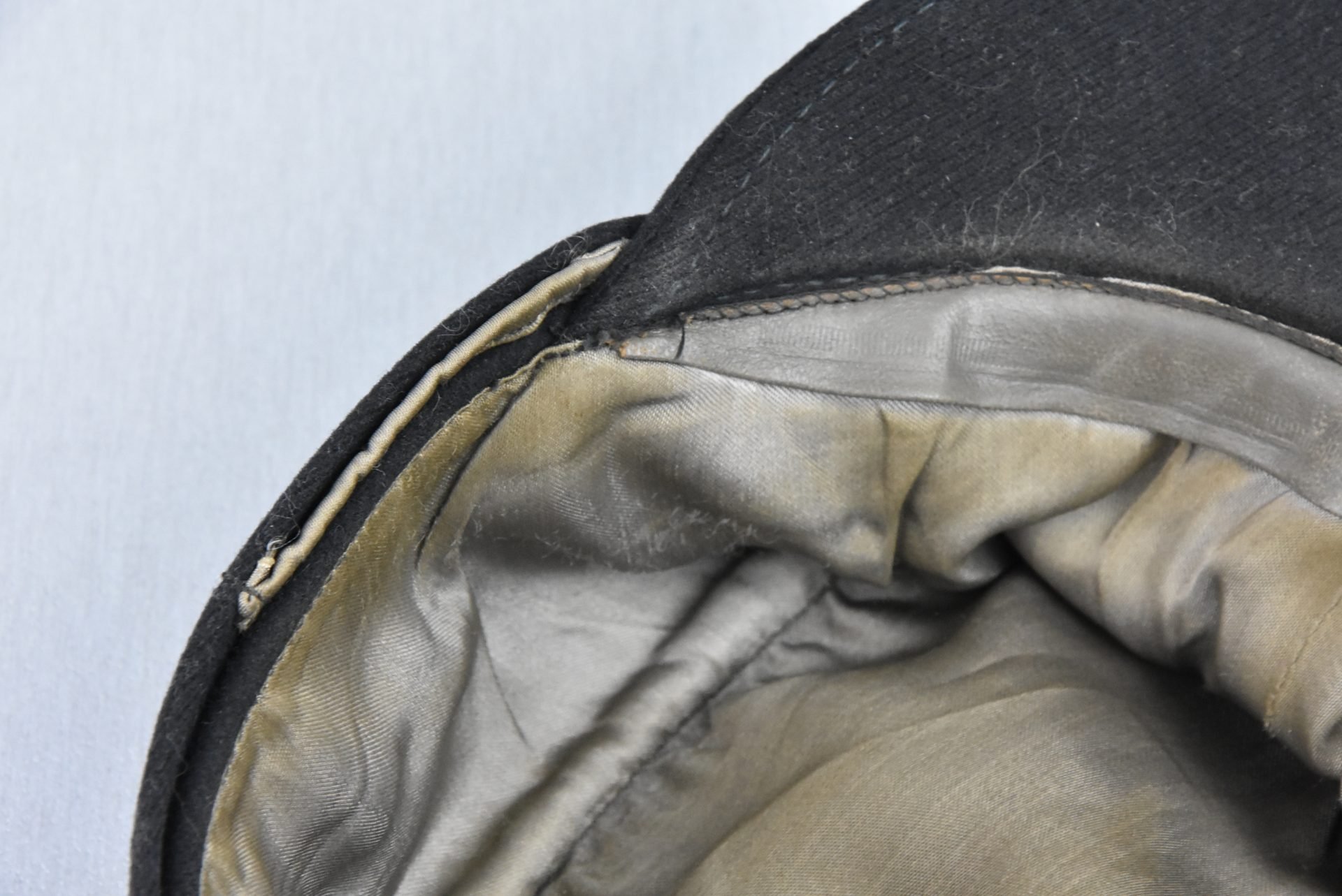 M43 army (Heer) Panzer officer cap by G.A. Hoffmann 1943 116th Panzer Division 'Windhund' — image 12