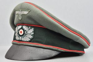 Early army (Heer) artillery officer crusher cap 'knautschmütze' by Erel
