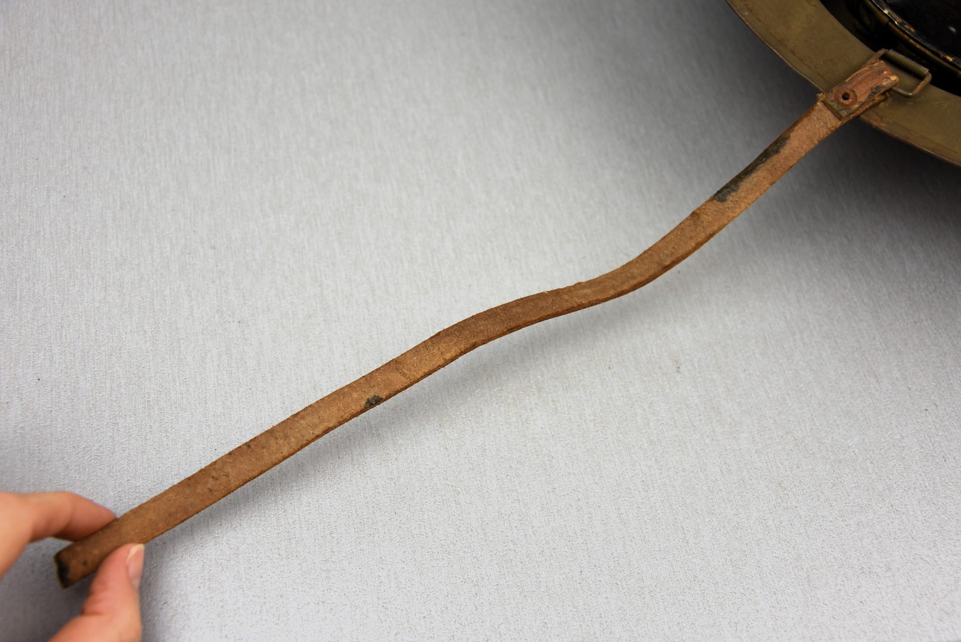 WW2 M1931 Belgian Adrian helmet with 'last-ditch' liner — image 21