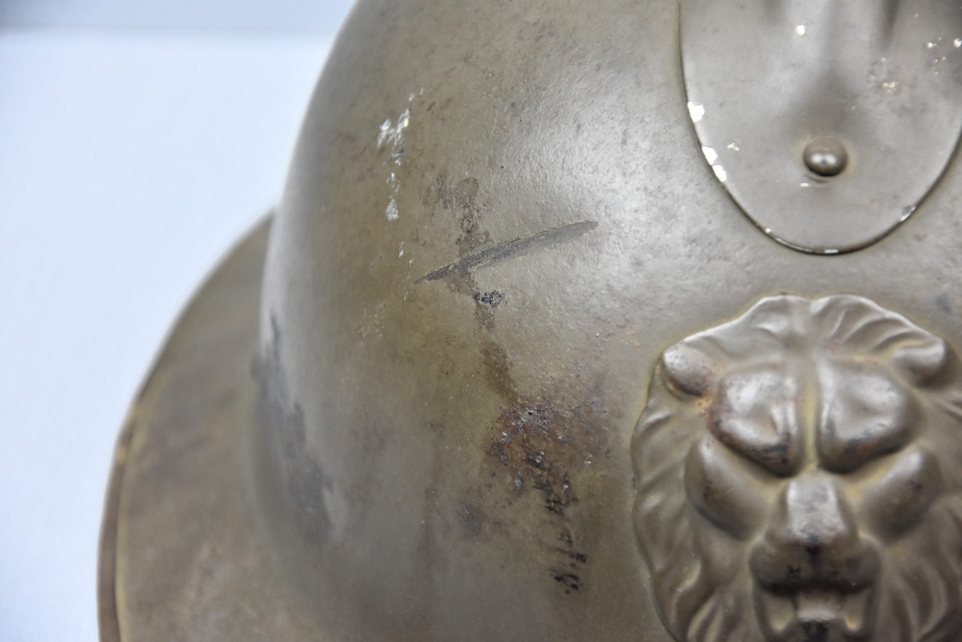 WW2 M1931 Belgian Adrian helmet with 'last-ditch' liner — image 7