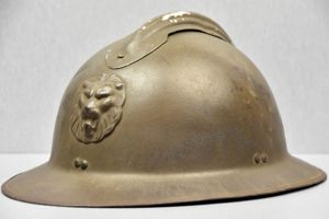 WW2 M1931 Belgian Adrian helmet with 'last-ditch' liner