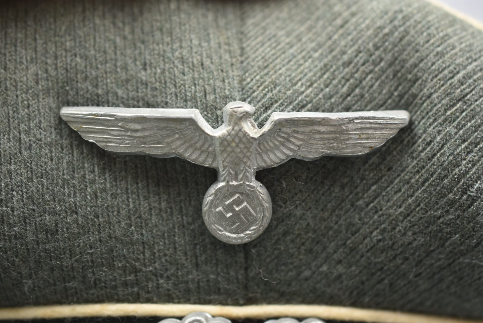 Army (Heer) infantry officers visor cap by Erel — image 10