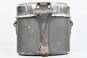 Matching M31 Wehrmacht mess kit by emk 1941