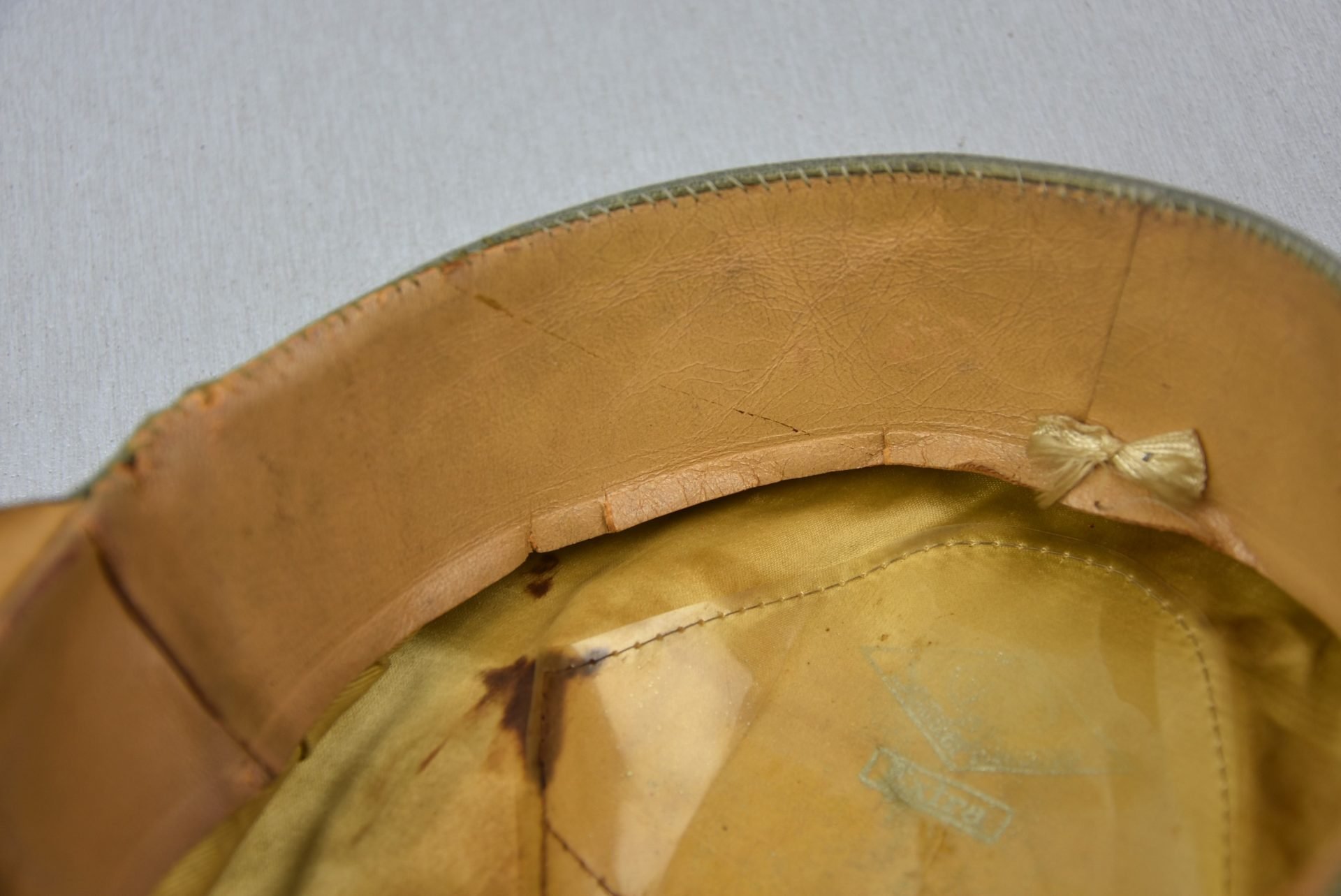 Early army (Heer) infantry visor cap 'Schirmmütze' by Erel Extra — image 17