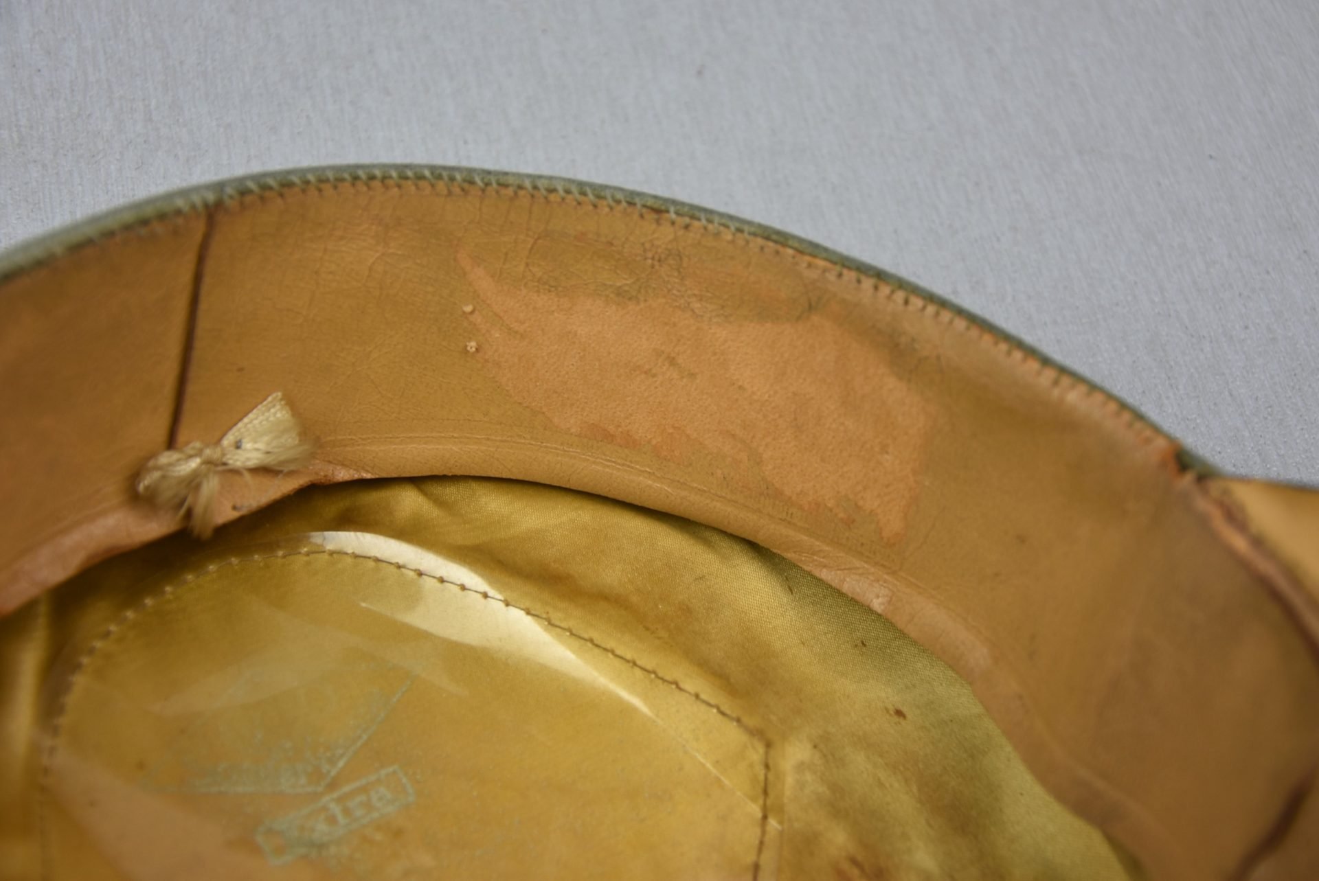 Early army (Heer) infantry visor cap 'Schirmmütze' by Erel Extra — image 18