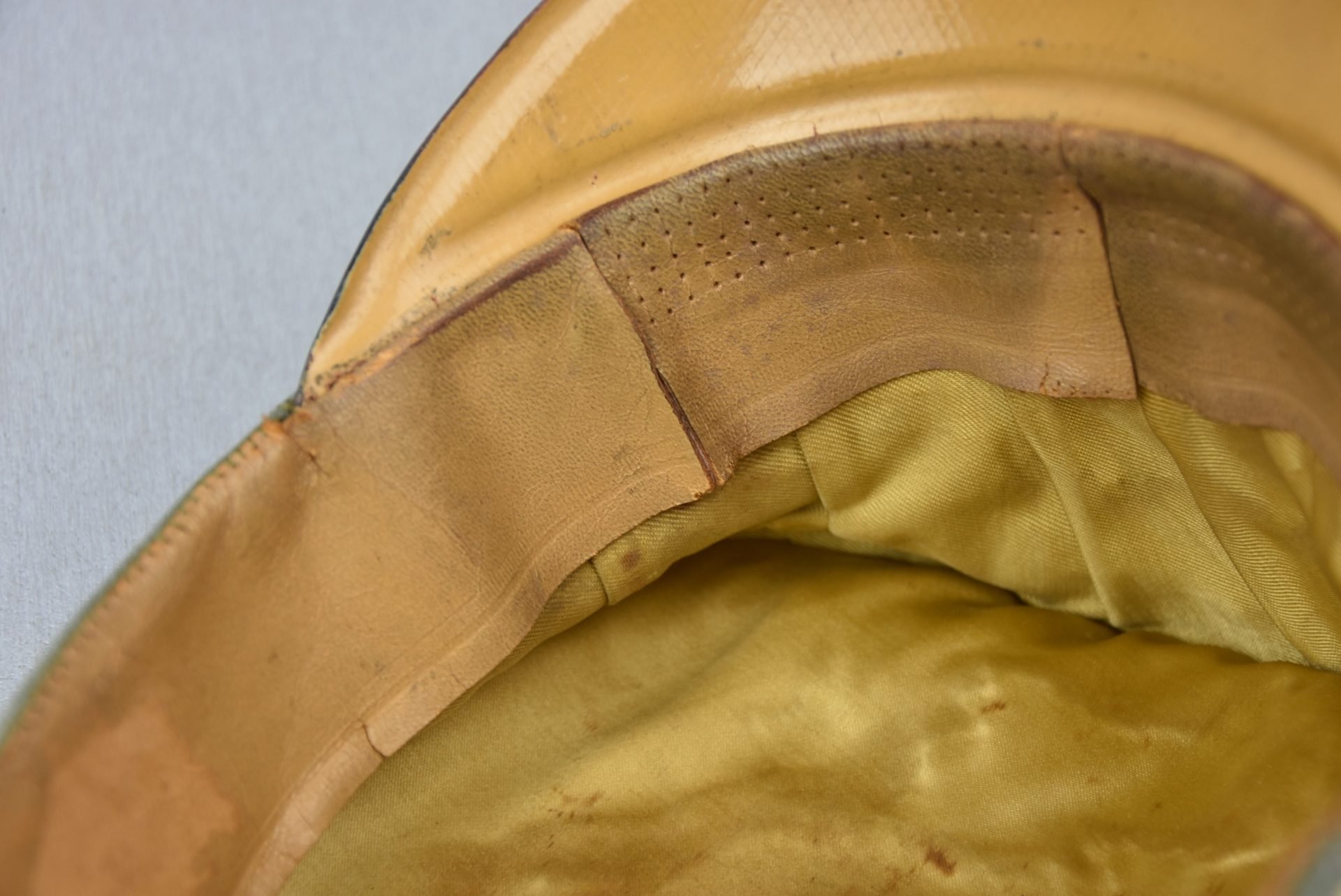 Early army (Heer) infantry visor cap 'Schirmmütze' by Erel Extra — image 19