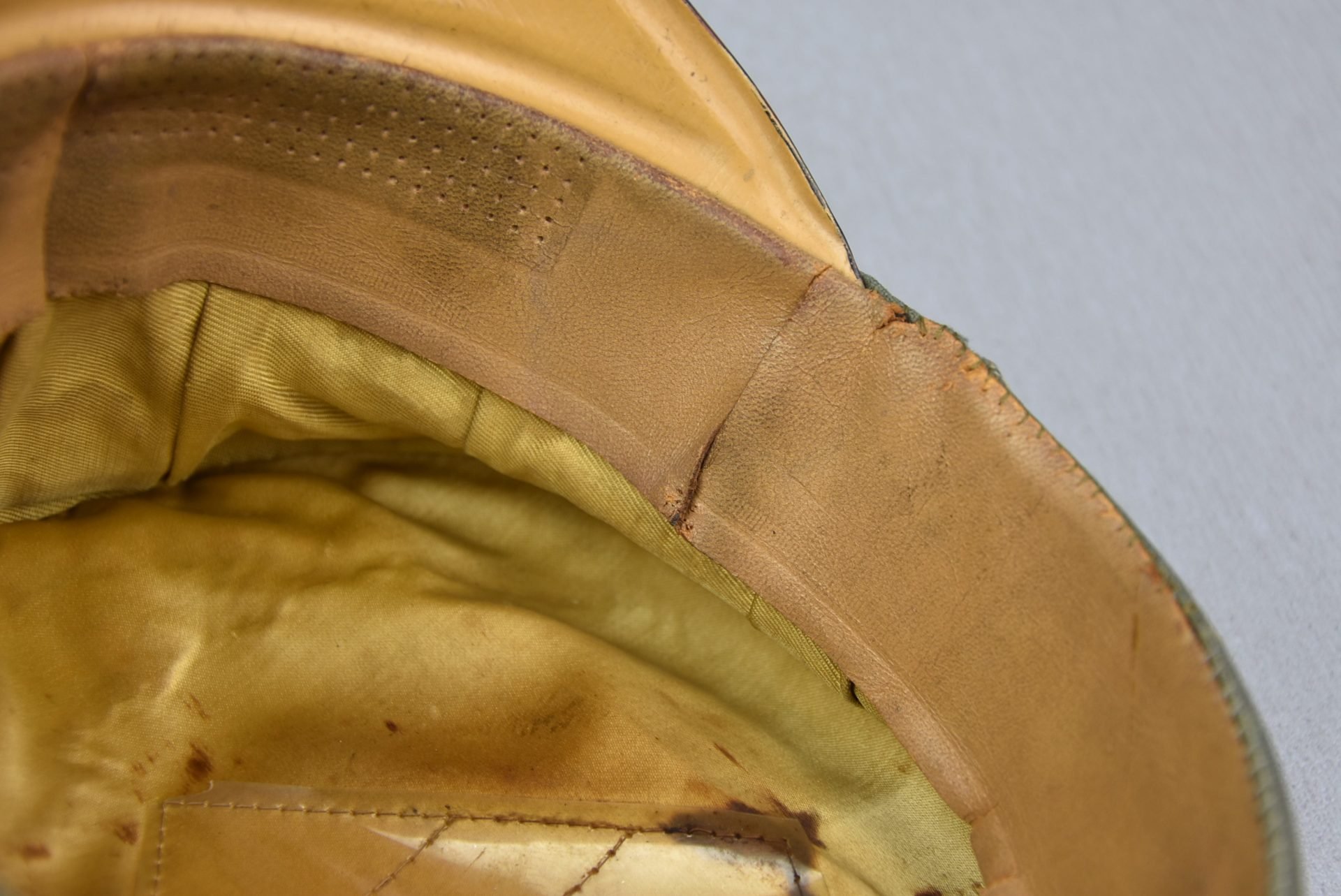 Early army (Heer) infantry visor cap 'Schirmmütze' by Erel Extra — image 20