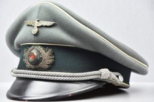 Early army (Heer) infantry visor cap 'Schirmmütze' by Erel Extra