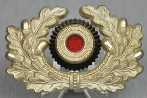 Army (Heer) visor cap 'Schirmmütze' cocarde