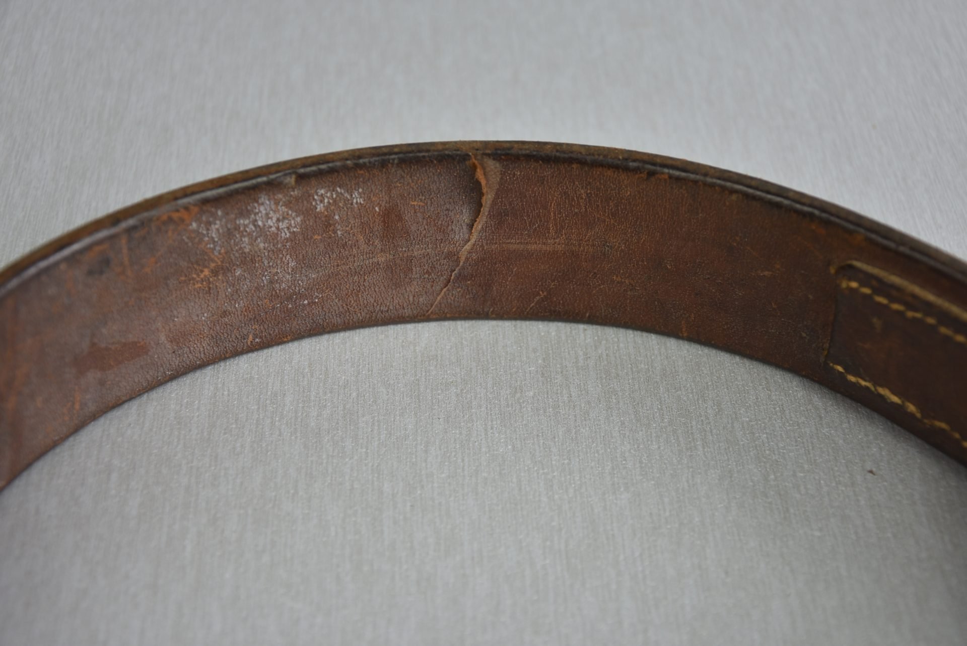Early leather Wehrmacht equipment belt with aluminum hook by St. Orthey Marienberg 1938 — image 5