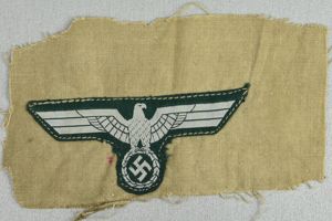 M38 army (Heer) 'cut-off' breast eagle