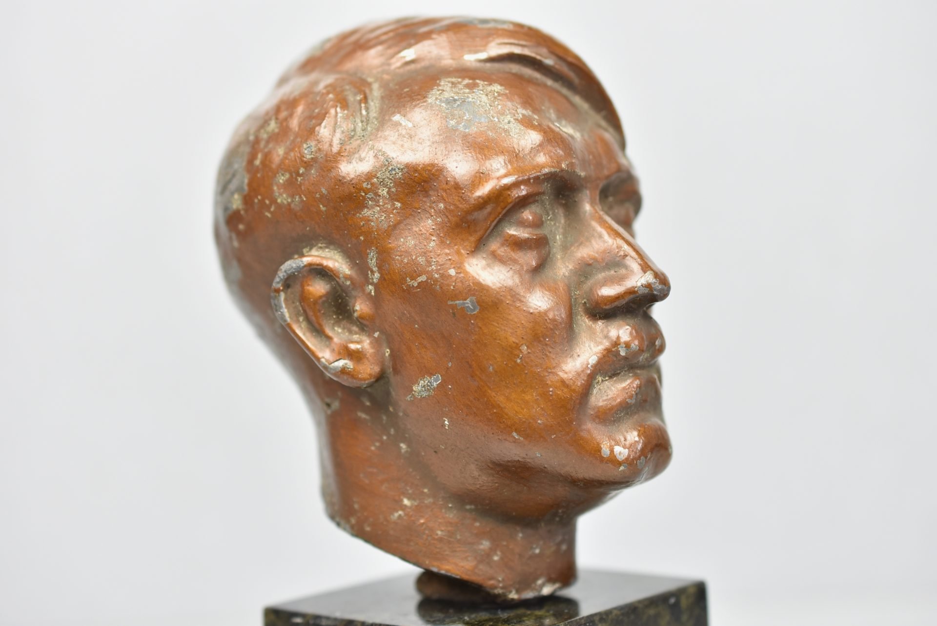 Adolf Hitler bust by Theodor Linz scale 1/4 — image 12