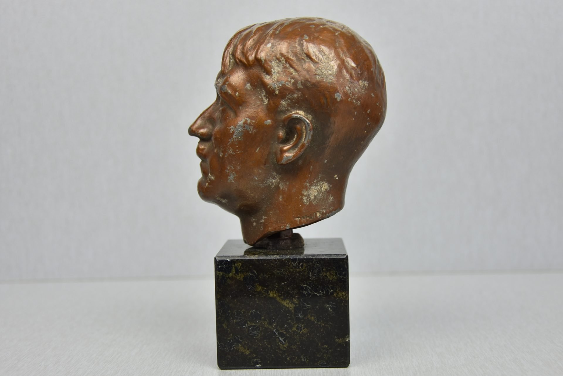 Adolf Hitler bust by Theodor Linz scale 1/4 — image 4