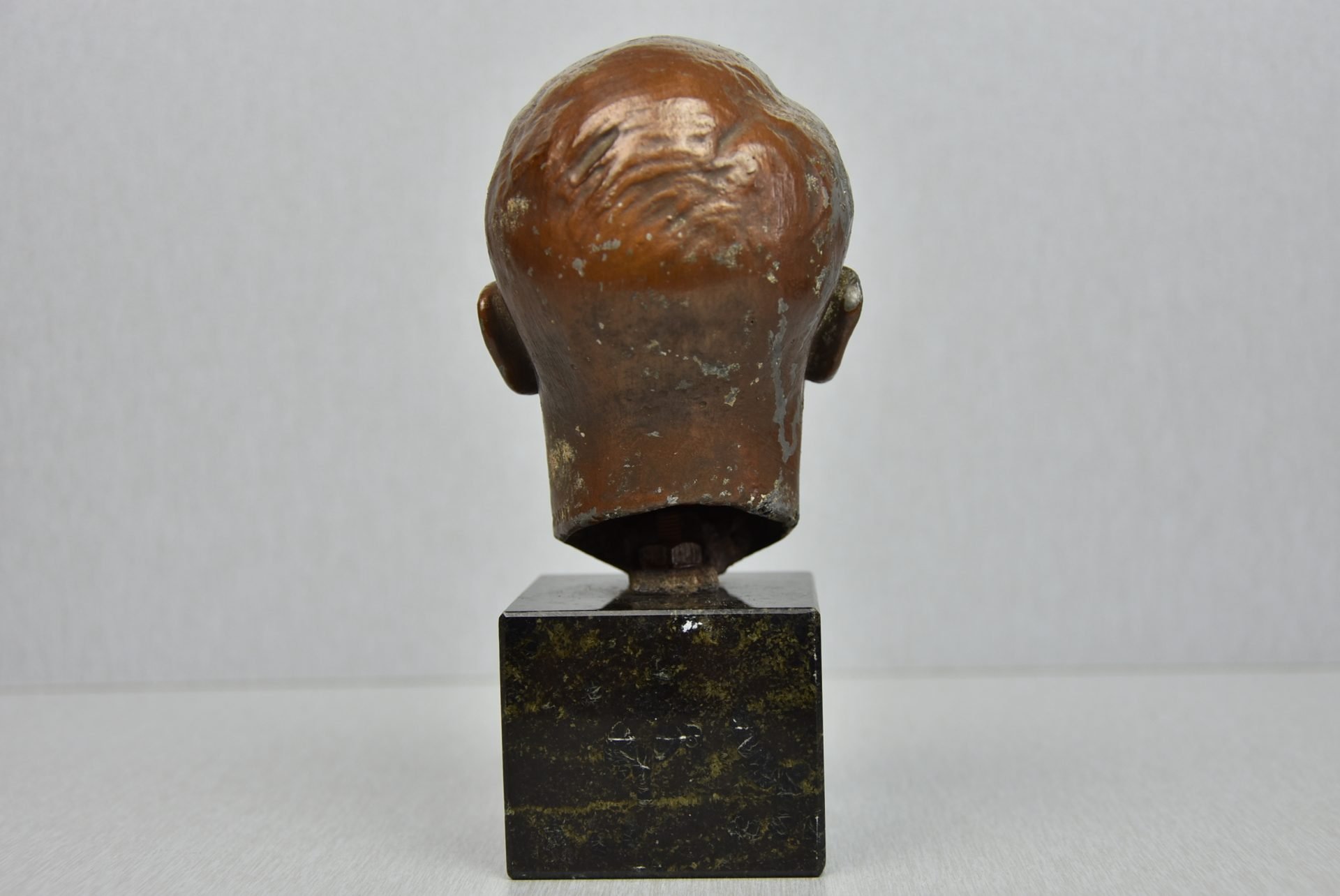 Adolf Hitler bust by Theodor Linz scale 1/4 — image 5