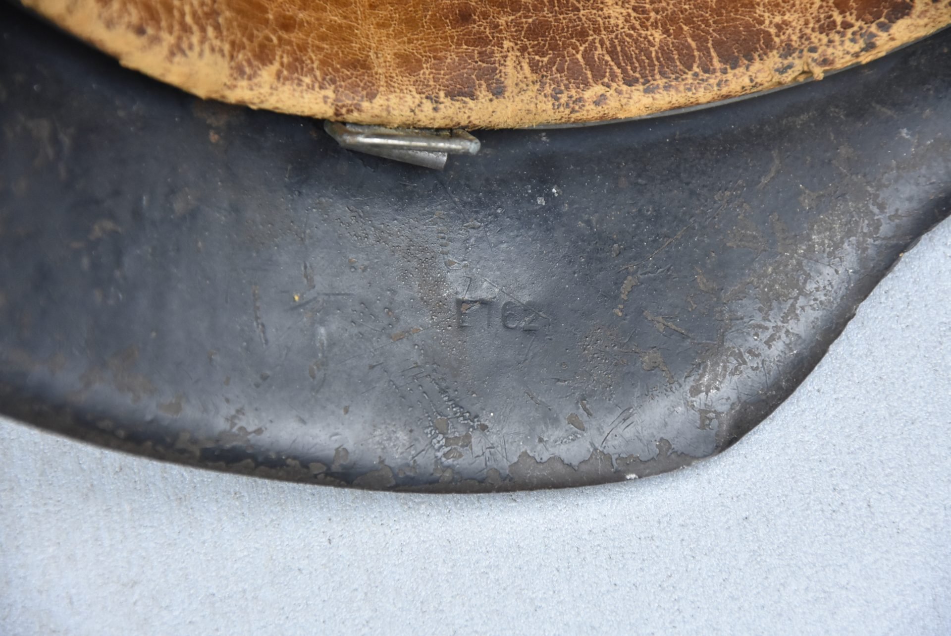 M42 Luftwaffe single decal steel helmet ET62 — image 11