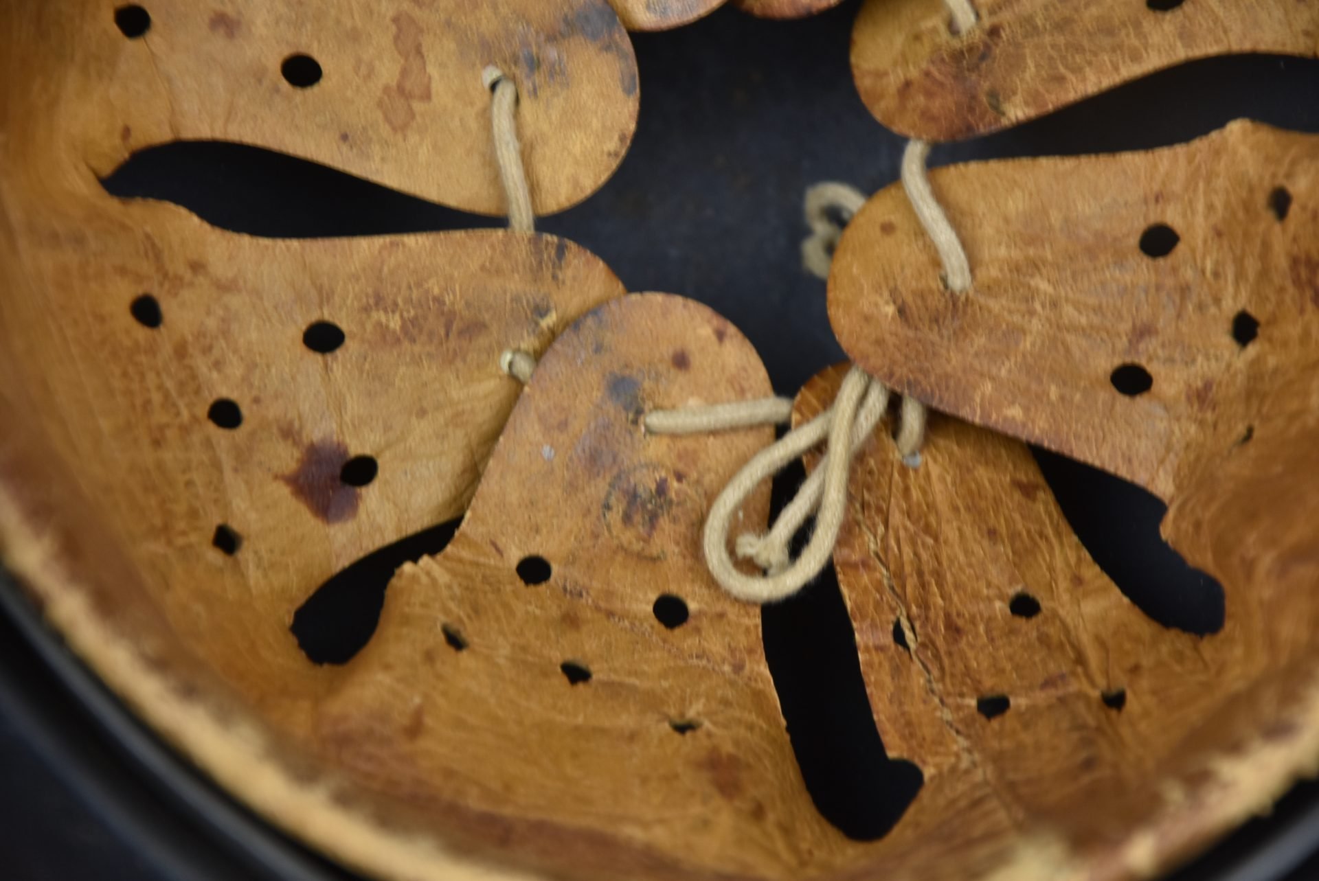 M42 Luftwaffe single decal steel helmet ET62 — image 9