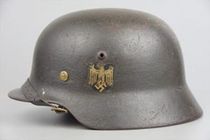 M35 army (Heer) ex-double decal 'overpaint' steel helmet ET64