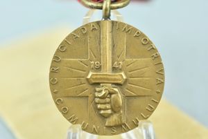 WW2 Romanian 'Crusade against Communism' medal with award envelope 1941