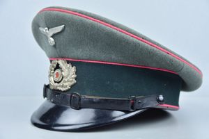 Army (Heer) Panzer EM/NCO visor cap 'Schirmmütze' Peküro contracted by …