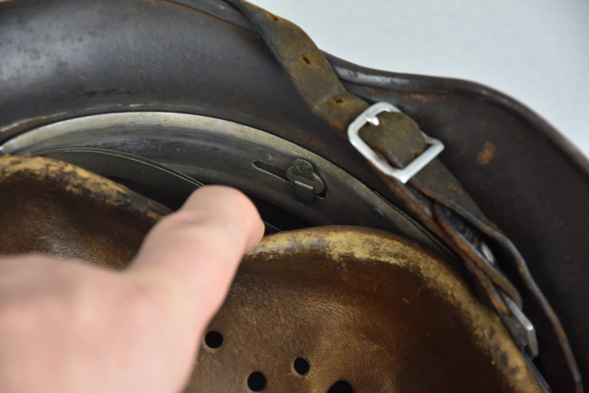 M35 Luftwaffe double decal steel helmet E.F.68 1938 — image 20