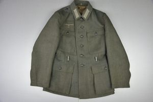 Textbook M43 army Feldbluse in gabardine 1944