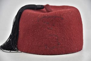 Waffen-SS Handschar (kroatische Nr. 1) maroon Fez