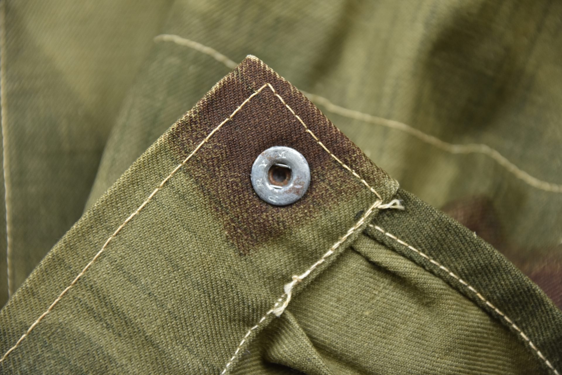 MINT Luftwaffe paratrooper jump smock 'Fallschirmjäger knochensack' in Sumpftarn 1944 — image 16