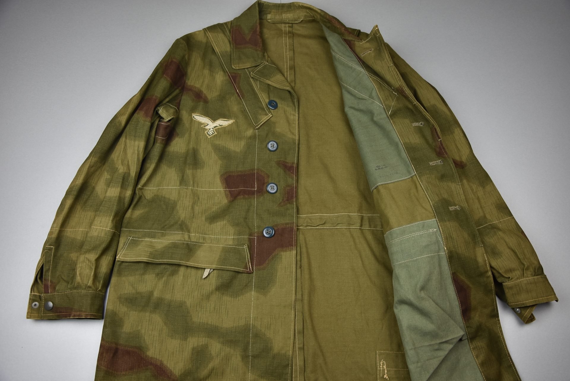 MINT Luftwaffe paratrooper jump smock 'Fallschirmjäger knochensack' in Sumpftarn 1944 — image 19