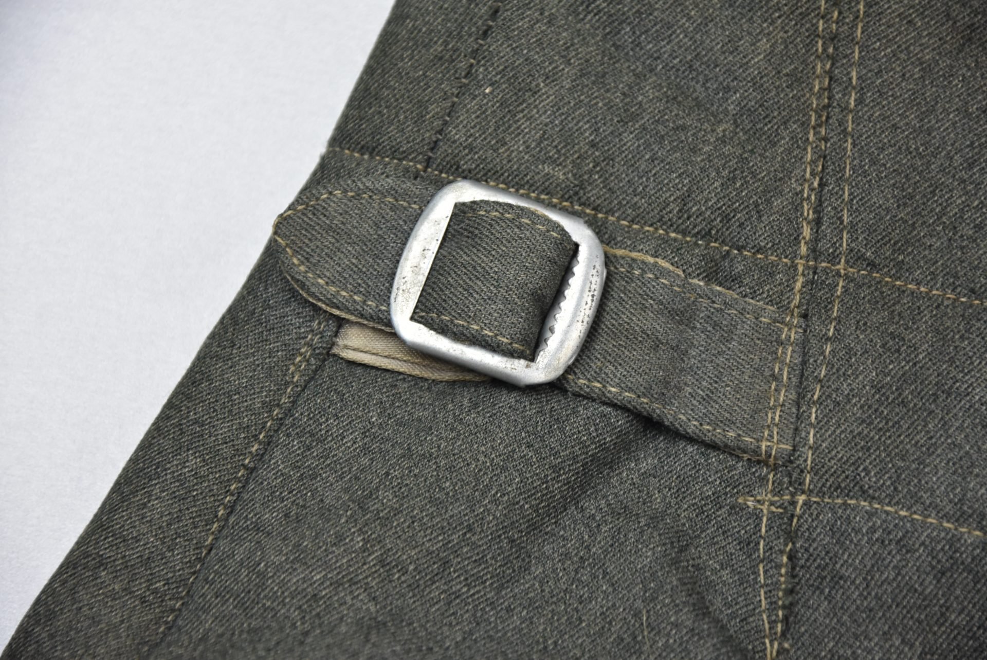 Wehrmacht/Waffen-SS M43 combat trousers with RBNr. 1944 — image 18