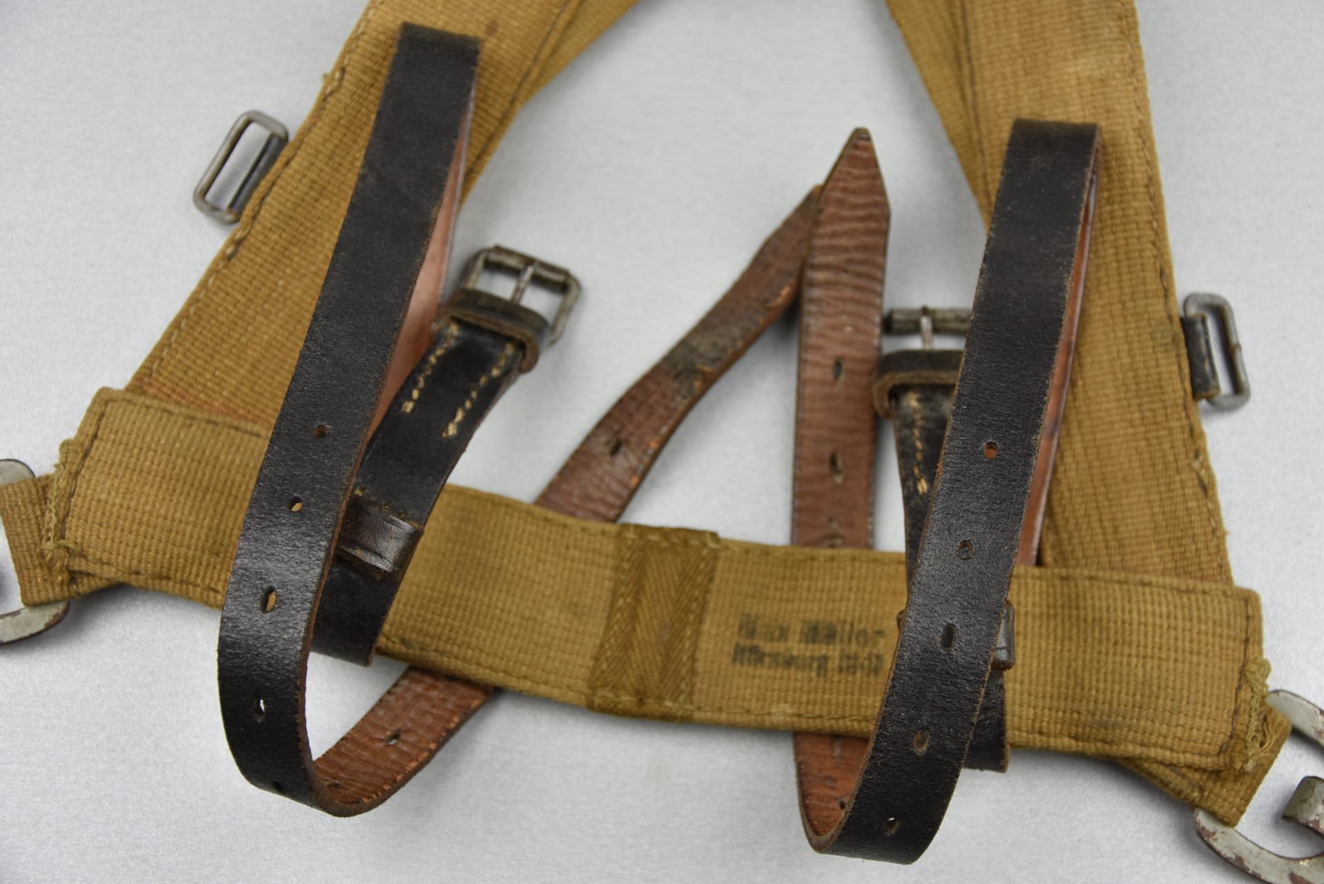 Wehrmacht A-frame 'Sturmgepack' by Max Müller Nürnberg 1940 — image 4