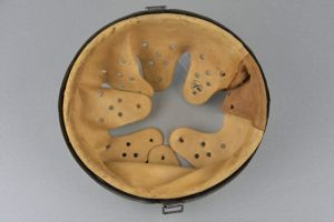 M31 helmet liner size 64/56 with RBNr. 1943