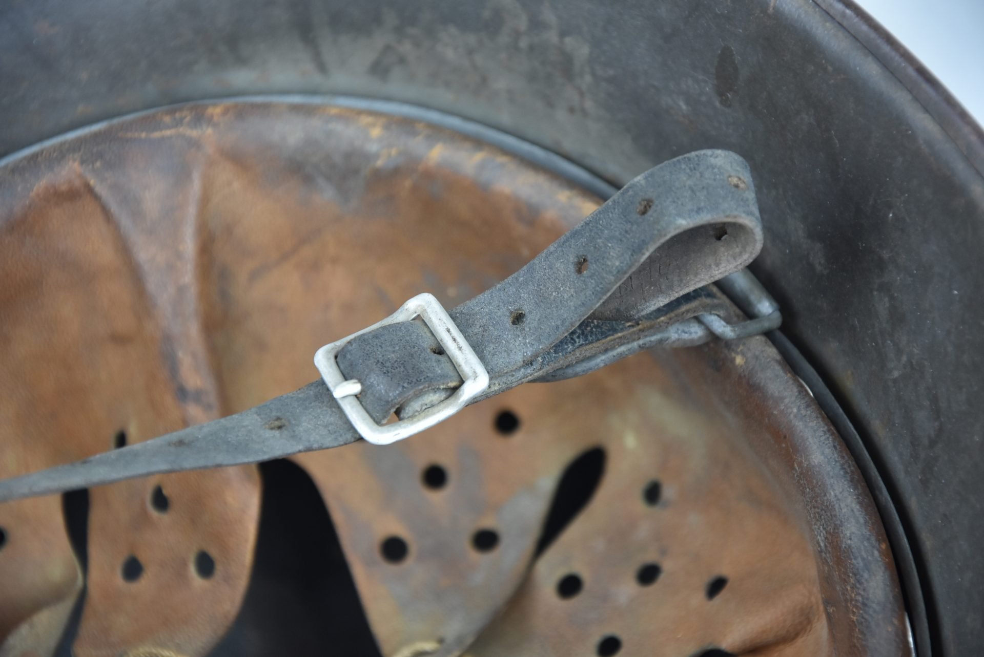 M18 army (Heer) 'transitional' reissue single decal steel helmet St.66 — image 11