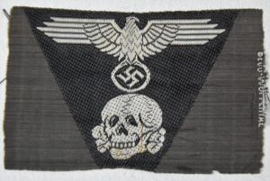 Waffen-SS Panzer 'BeVo' trapezoid M43 cap insignia