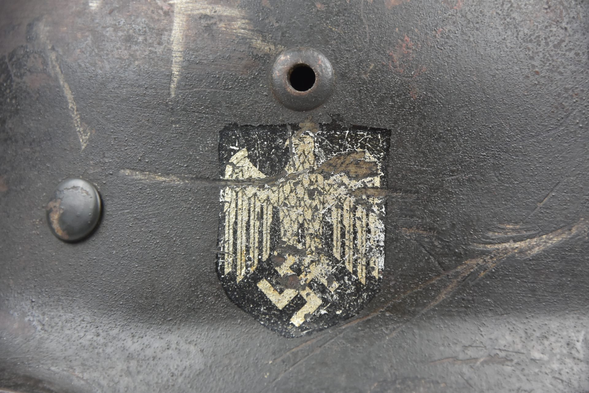 M35 army (Heer) reissue single decal steel helmet Q62 named — image 2