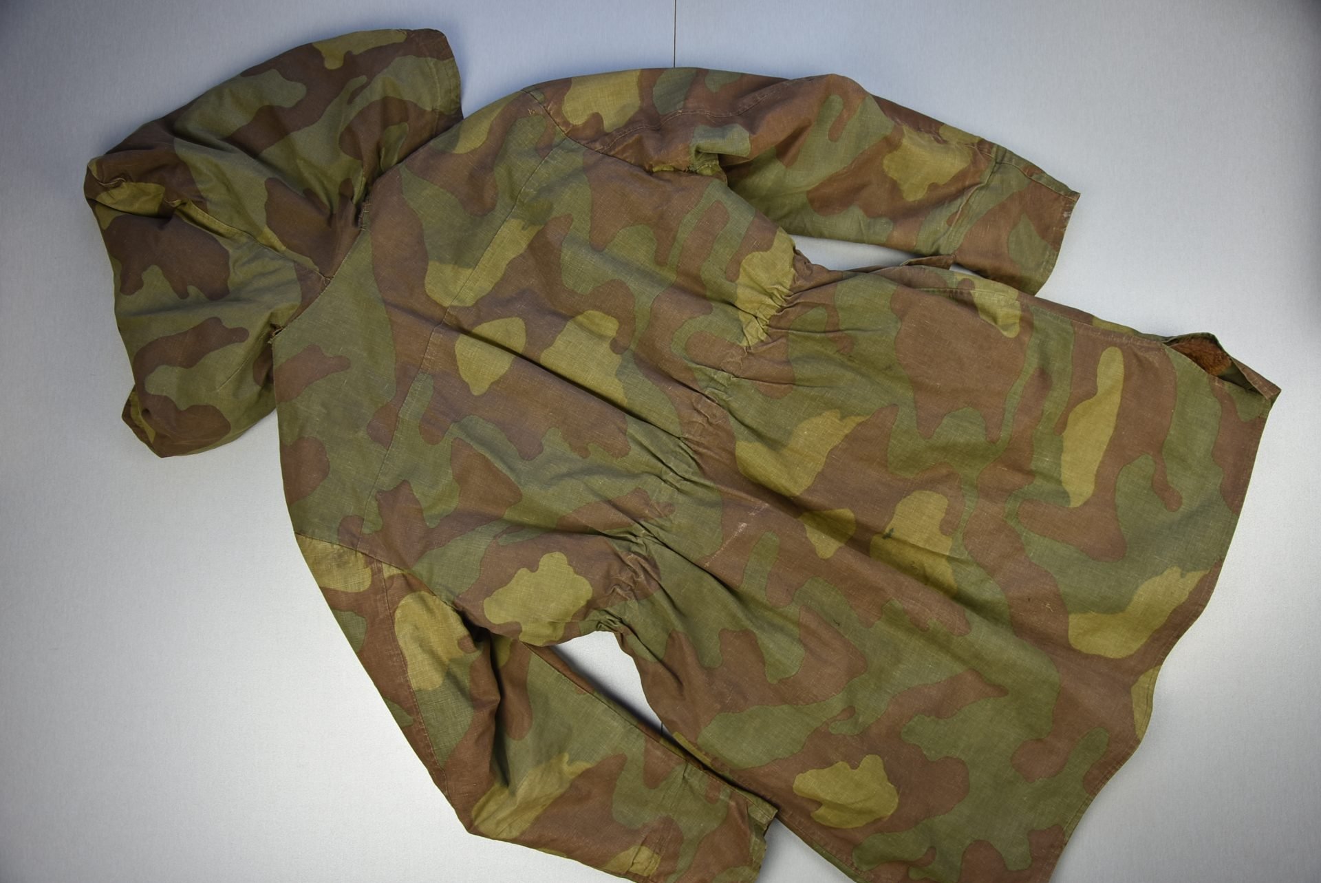 Waffen-SS 'Charkow' parka in Italian camouflage colors — image 2