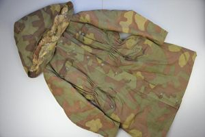 Waffen-SS 'Charkow' parka in Italian camouflage colors