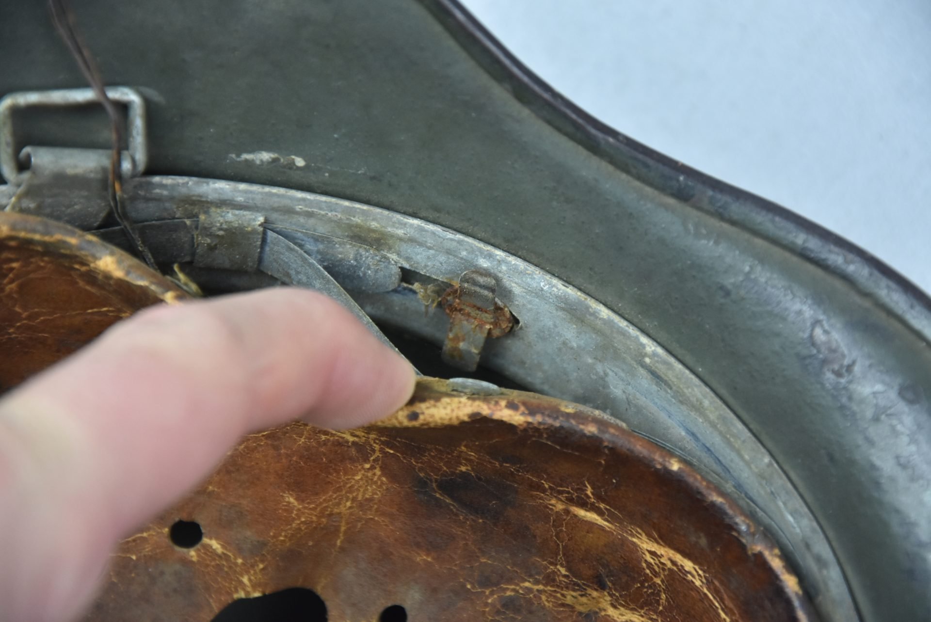 M35 army (Heer) camouflage with wire steel helmet — image 22