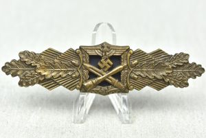 MINT Bronze Close Combat Clasp 'Nahkampfspange' by A.G.M.u.K.