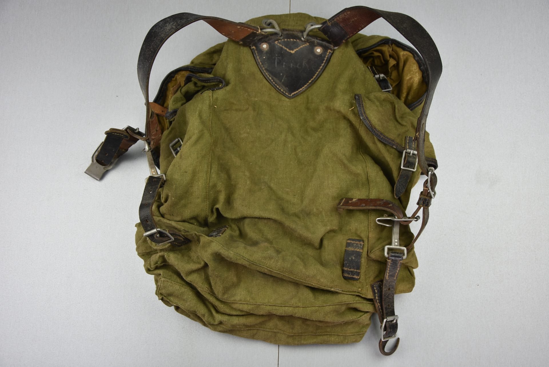 Large mountain trooper 'Gebirgsjäger' rucksack 1941 — image 3