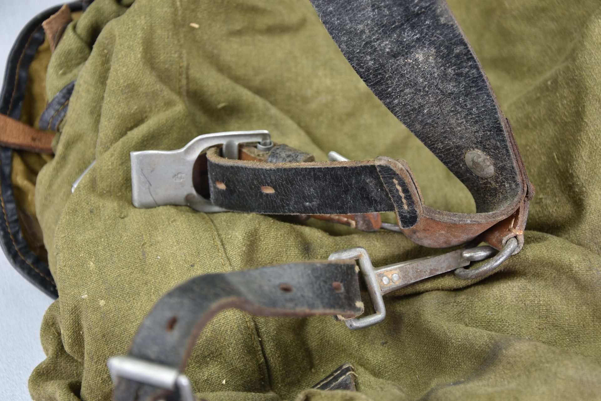 Large mountain trooper 'Gebirgsjäger' rucksack 1941 — image 6