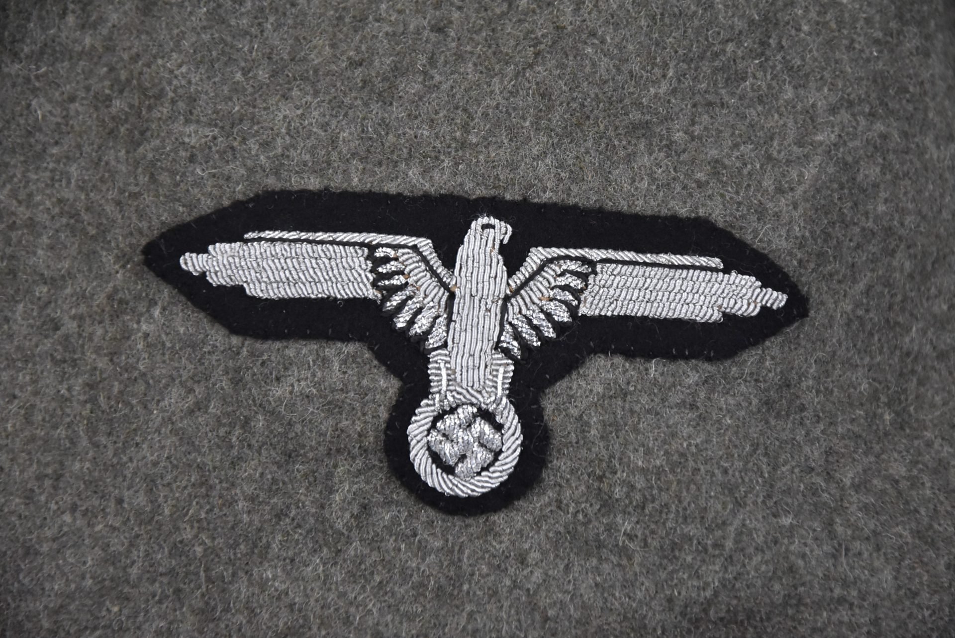 Waffen-SS 3rd Panzer Division 'Totenkopf' officer Feldbluse for SS-Untersturmführer — image 13