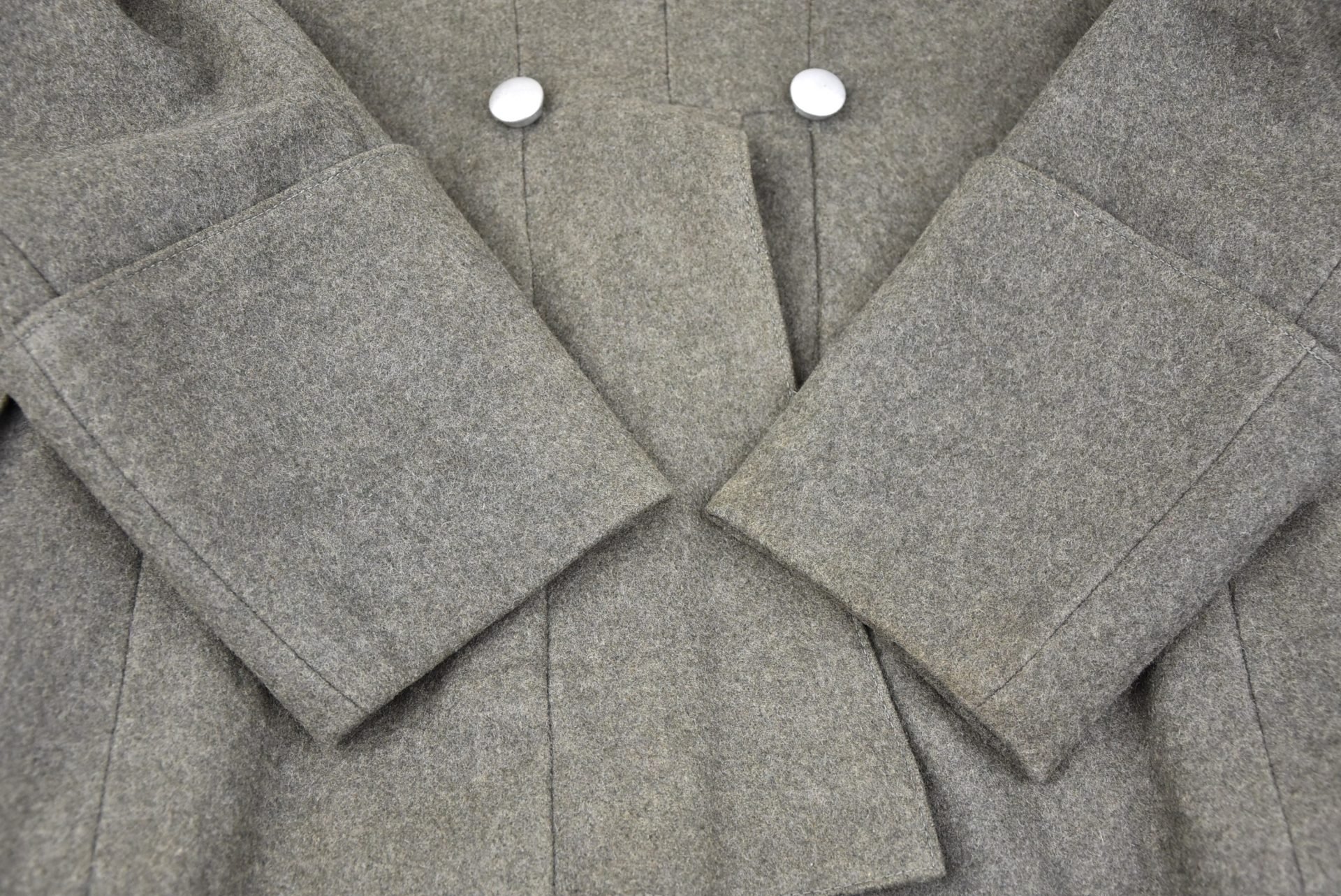 Waffen-SS 3rd Panzer Division 'Totenkopf' officer Feldbluse for SS-Untersturmführer — image 32